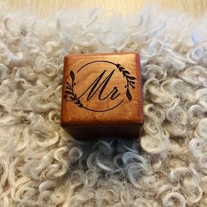 Wedding Ring box - Men’s engraved “Mr.”